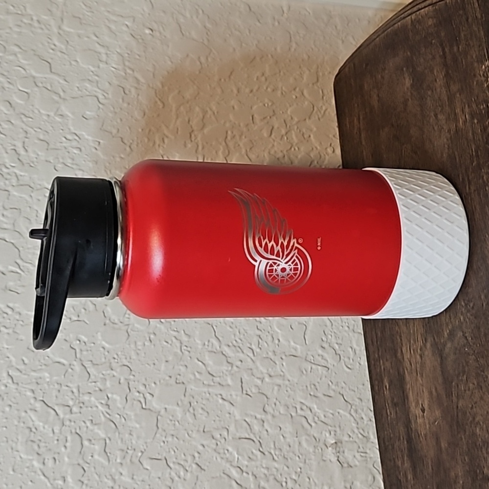 Great American Products- Detriot Redwings‎ Tumbler